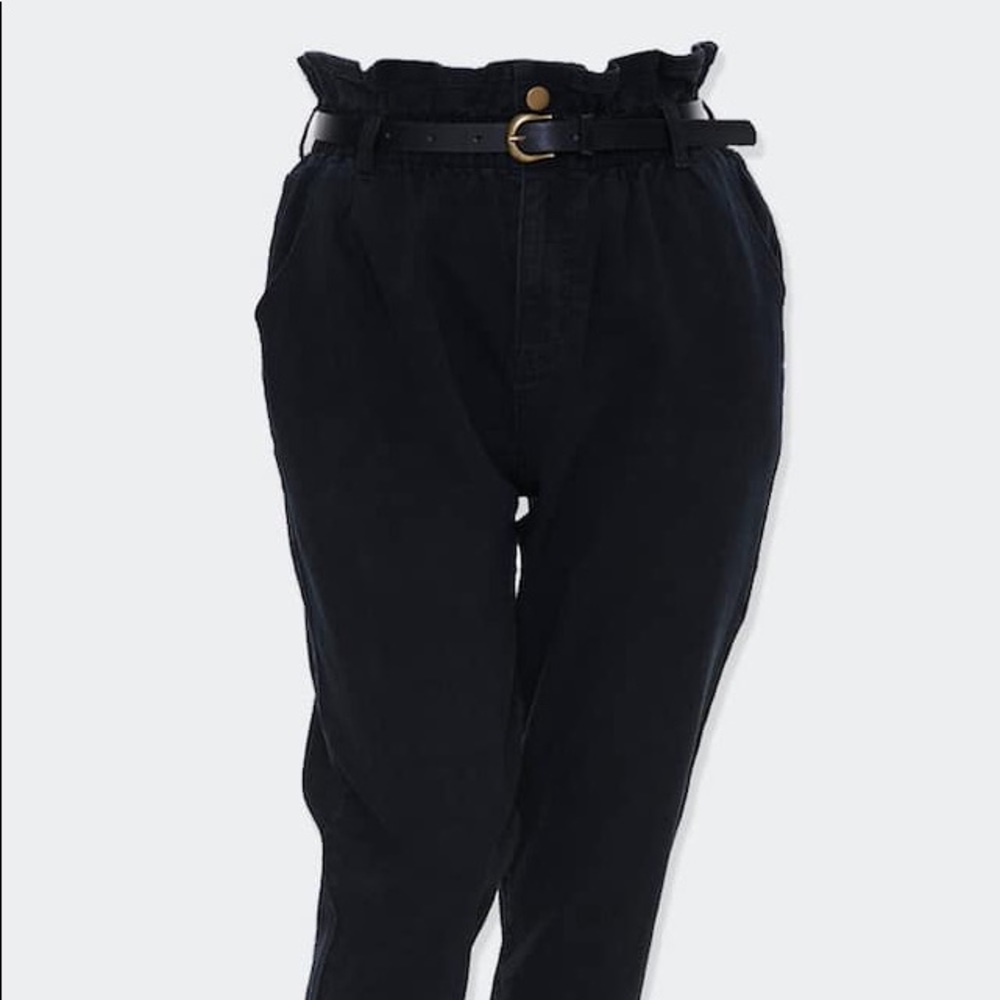 Forever 21 Black Paper bag Jeans - Size 26